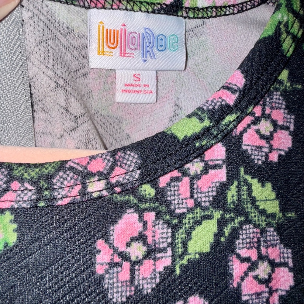 LulaRoe Amelia Floral Fit & Flare Dress - W S, Black Pink Bloom Vibes - Picture 3 of 5